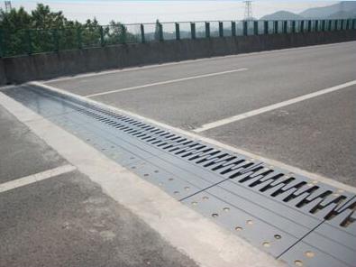 桥梁伸缩缝安装技术：保结构、护安全的核心工艺